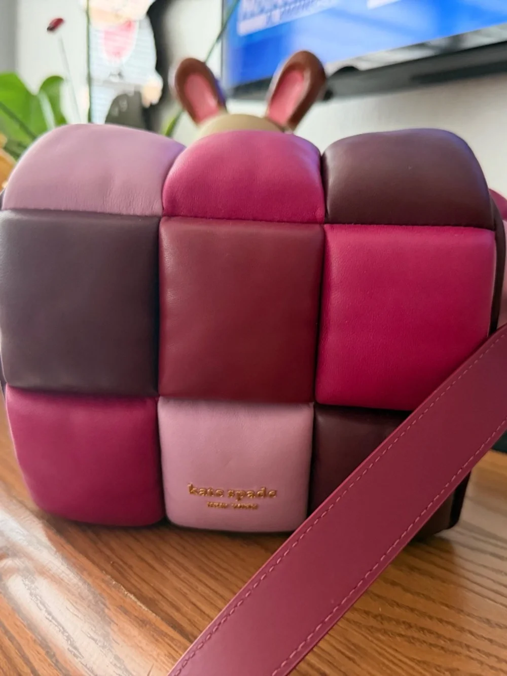 This Kate Spade New York Boxxy 3D Leather